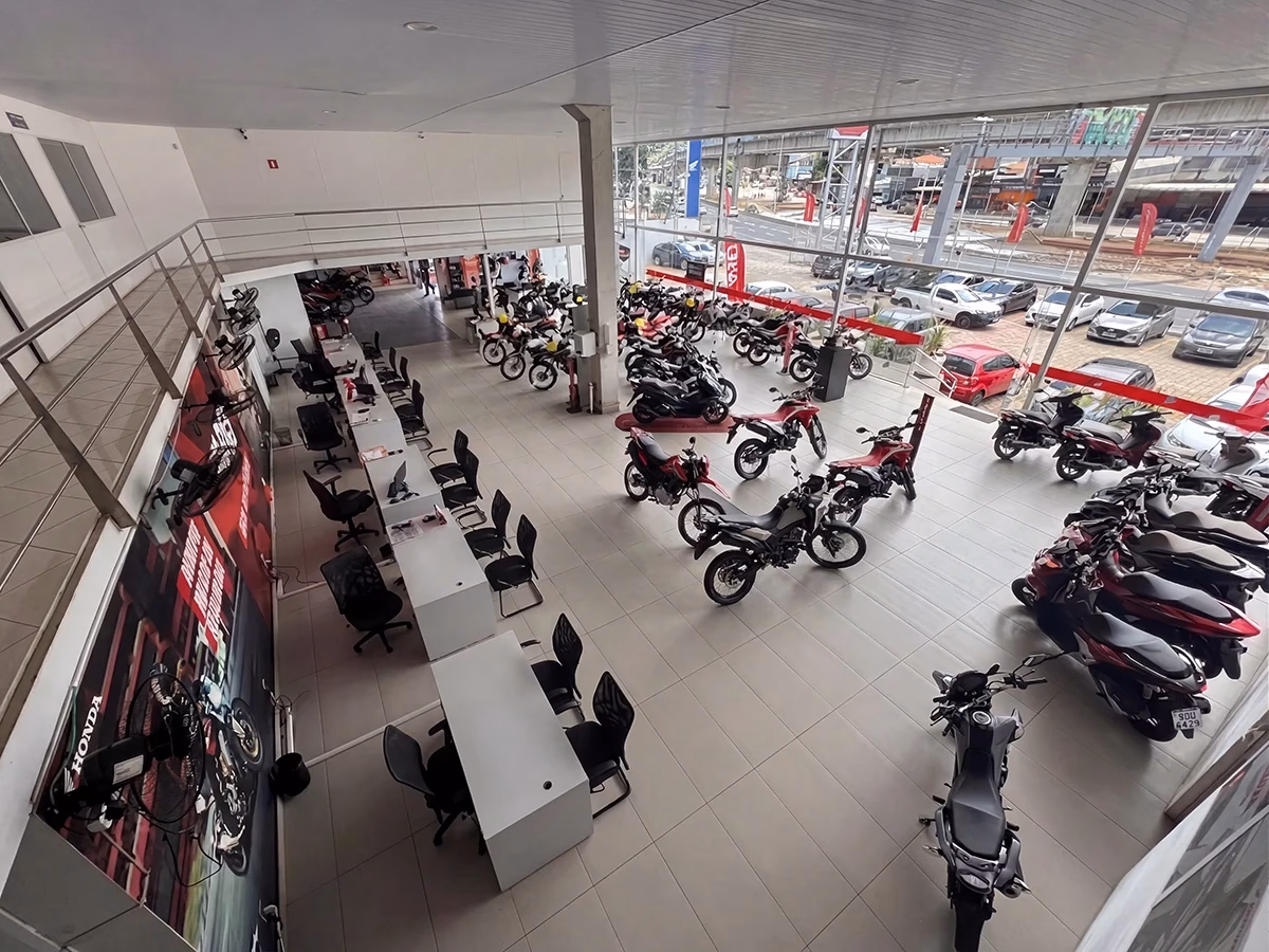Showroom e Salão de Bonocô da Ares Motos, Concessionária de Daniel Lisboa em Salvador/BA - 14 de 15