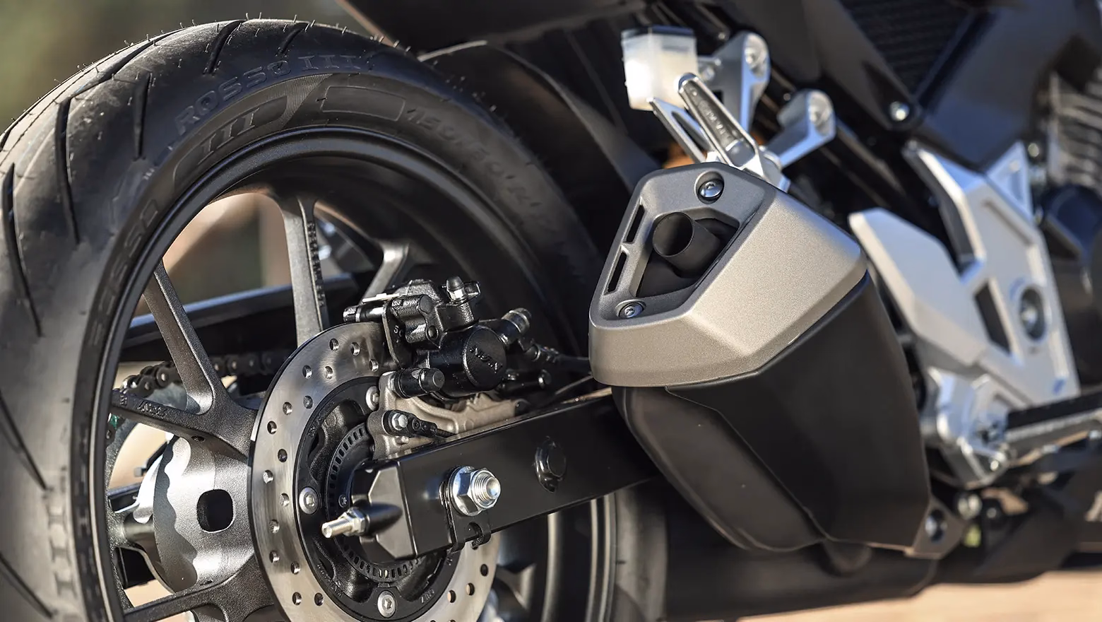 Honda Cb300f Twister 2027 Galeria 13 - 13 de 20