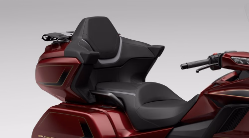 Honda Goldwing 50 Anos 2027 Conforto Assentos Revestidos