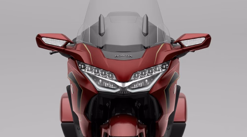 Honda Goldwing 50 Anos 2027 Seguranca Iluminacao