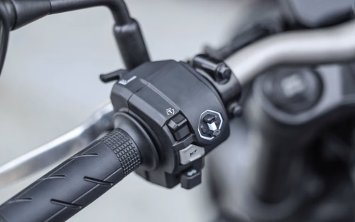 Moto Honda Cb650r E Clutch Tecnologia Punho De Comando