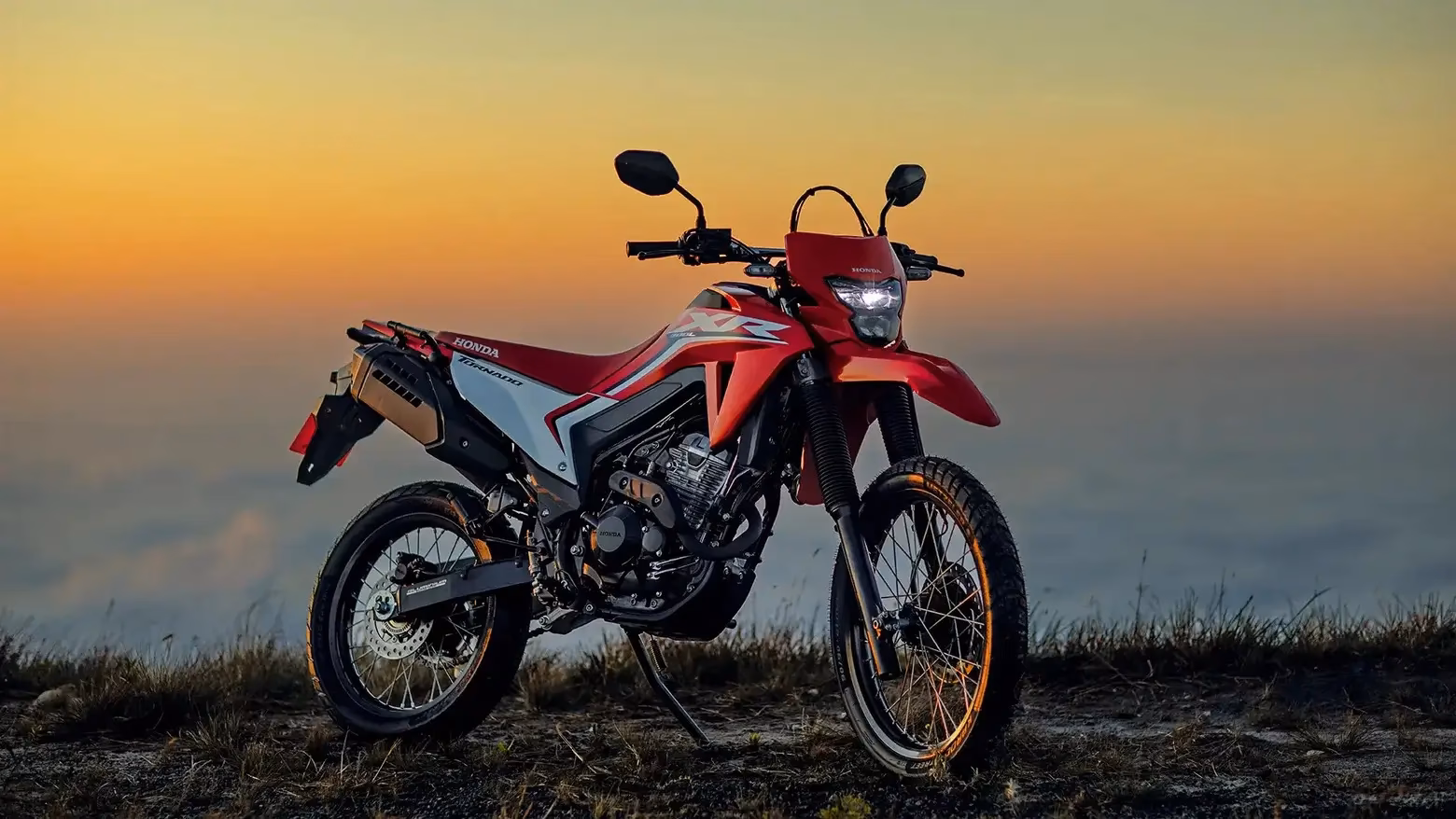 XR 300L Tornado lançamento lateral - 5 de 22