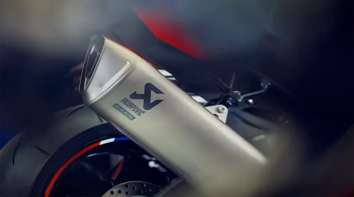 CBR1000RR-R Tecnologia: Escapamento