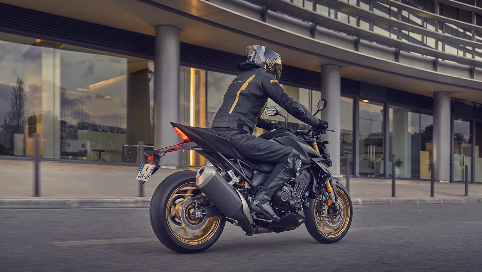 Honda Cb1000 Hornet Galeria 17 - 17 de 23
