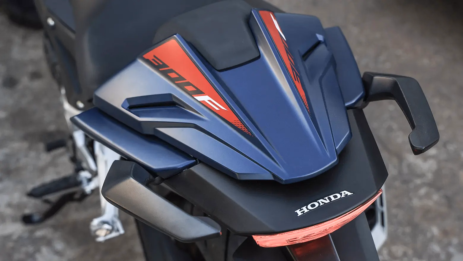 Honda Cb300f Twister 2027 Galeria 17 - 17 de 20